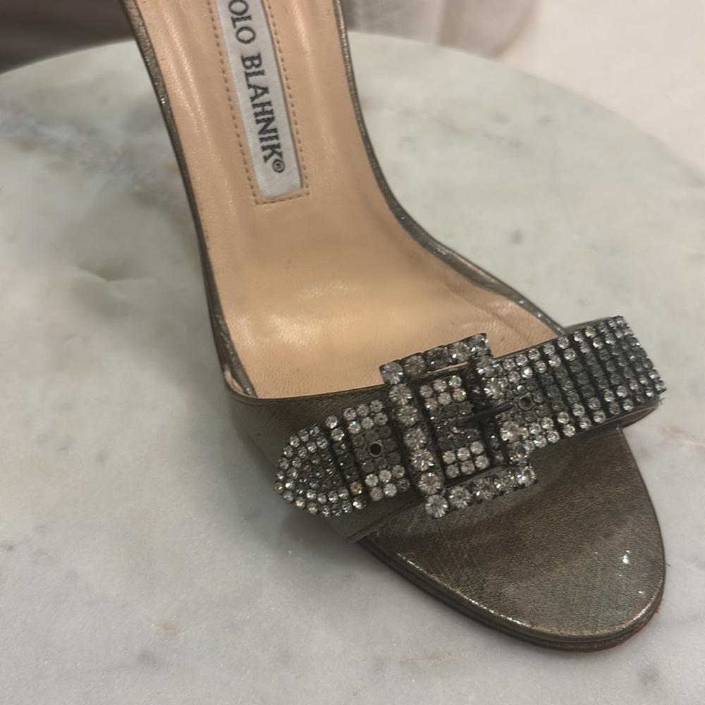 Gorgeous Manolo Blahnik peep toe heels 👠💃🏻 - Picture 8 of 12